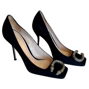 GUCCI Dionysus Black Suede heels with Embellished Logo, size 39 (US 9)